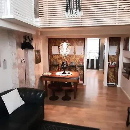 Lägenhet Rossosegnale Loft