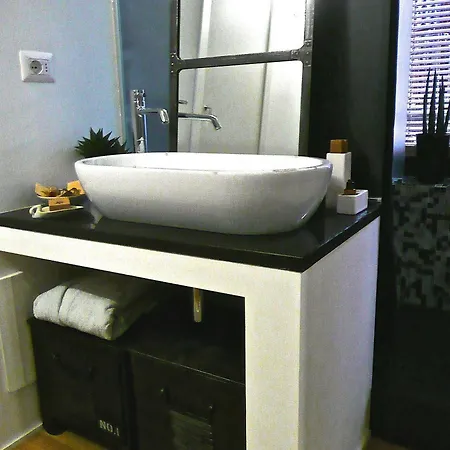 Rossosegnale Loft * Milan