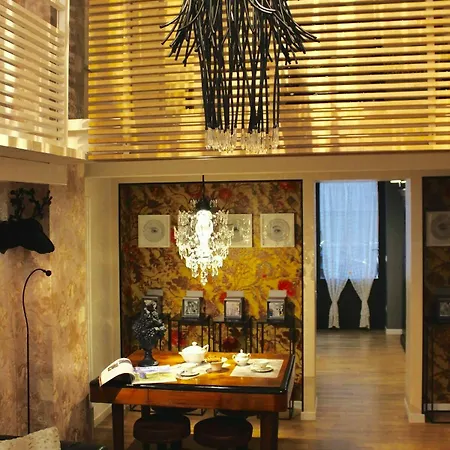 Rossosegnale Loft Milan